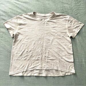 Lululemon Train To Be Short Sleeve Size 6